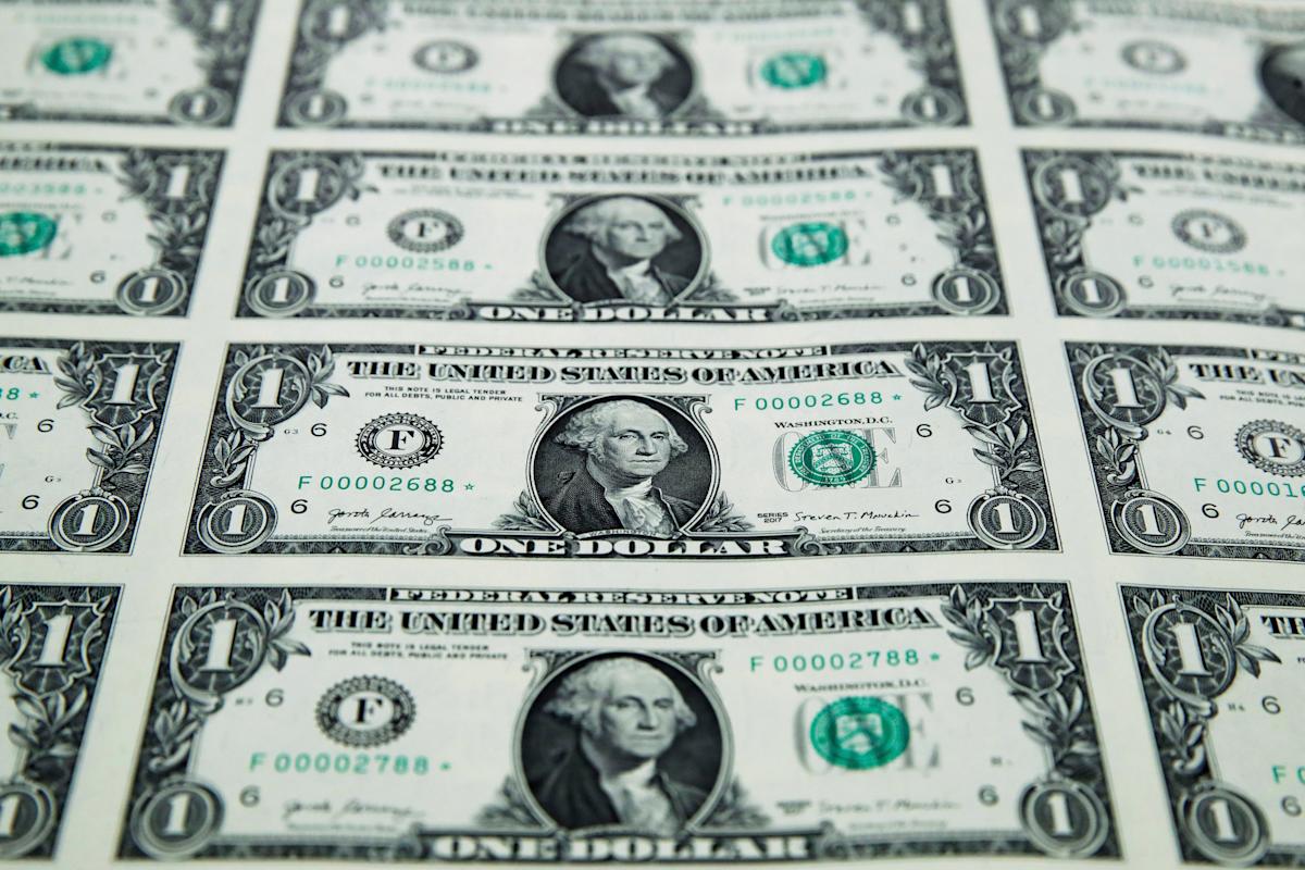 US economy rebounds a surprisingly strong 3% in the second quarter