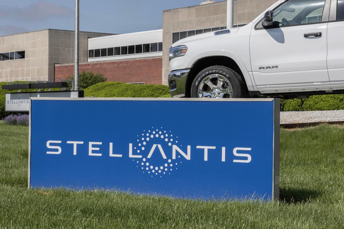 Stellantis warns of $1.7 billion earnings hit from tariffs