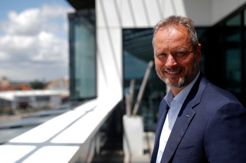 Airbus, Thales, Leonardo could sign first deal this year on satellite tie-up, Airbus executive says