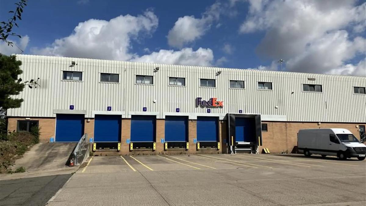 FedEx opens dedicated freight facility at UK airport