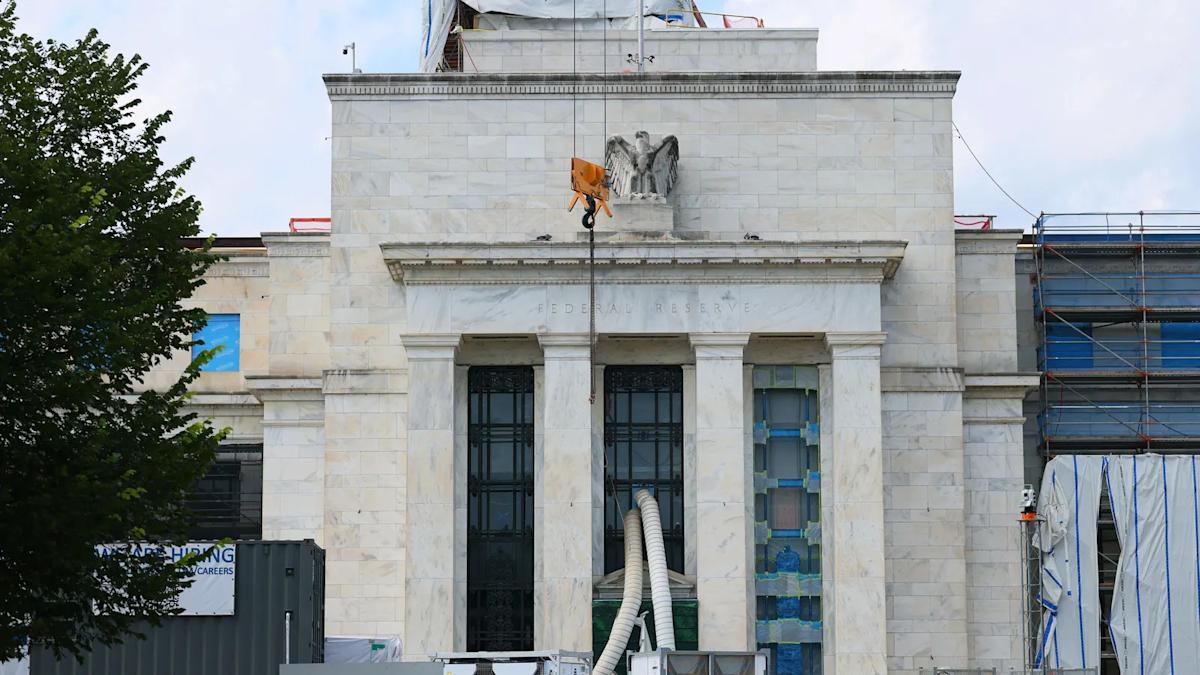 Appeals court keeps Fed’s Cook in place