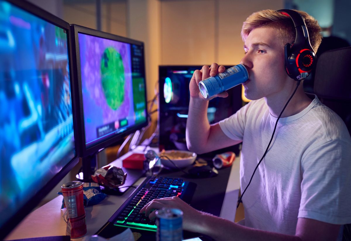 Gamer fuel drinks and restaurant tie-ins put food culture on the console