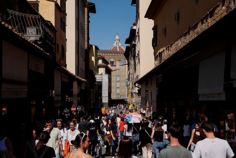 Italy to confirm GDP growth estimates in upcoming budget plan