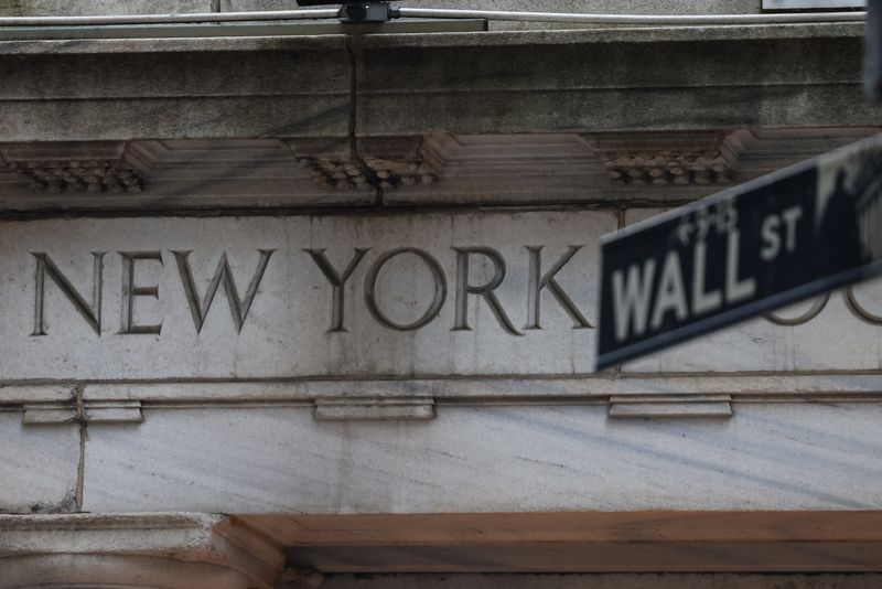 Easy does it, fresh peaks for Wall St