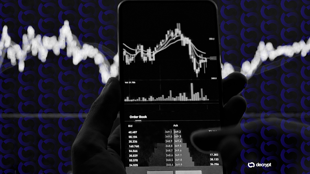 Dogecoin and Solana Look Poised to Break September Crypto Curse: Analysis