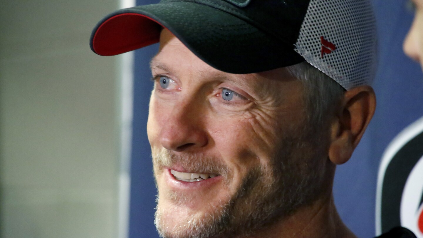 Paul Allen’s estate enters a formal agreement to sell the Trail Blazers