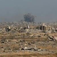 Israel troops still operating in Gaza after Trump, hostage family appeals | National