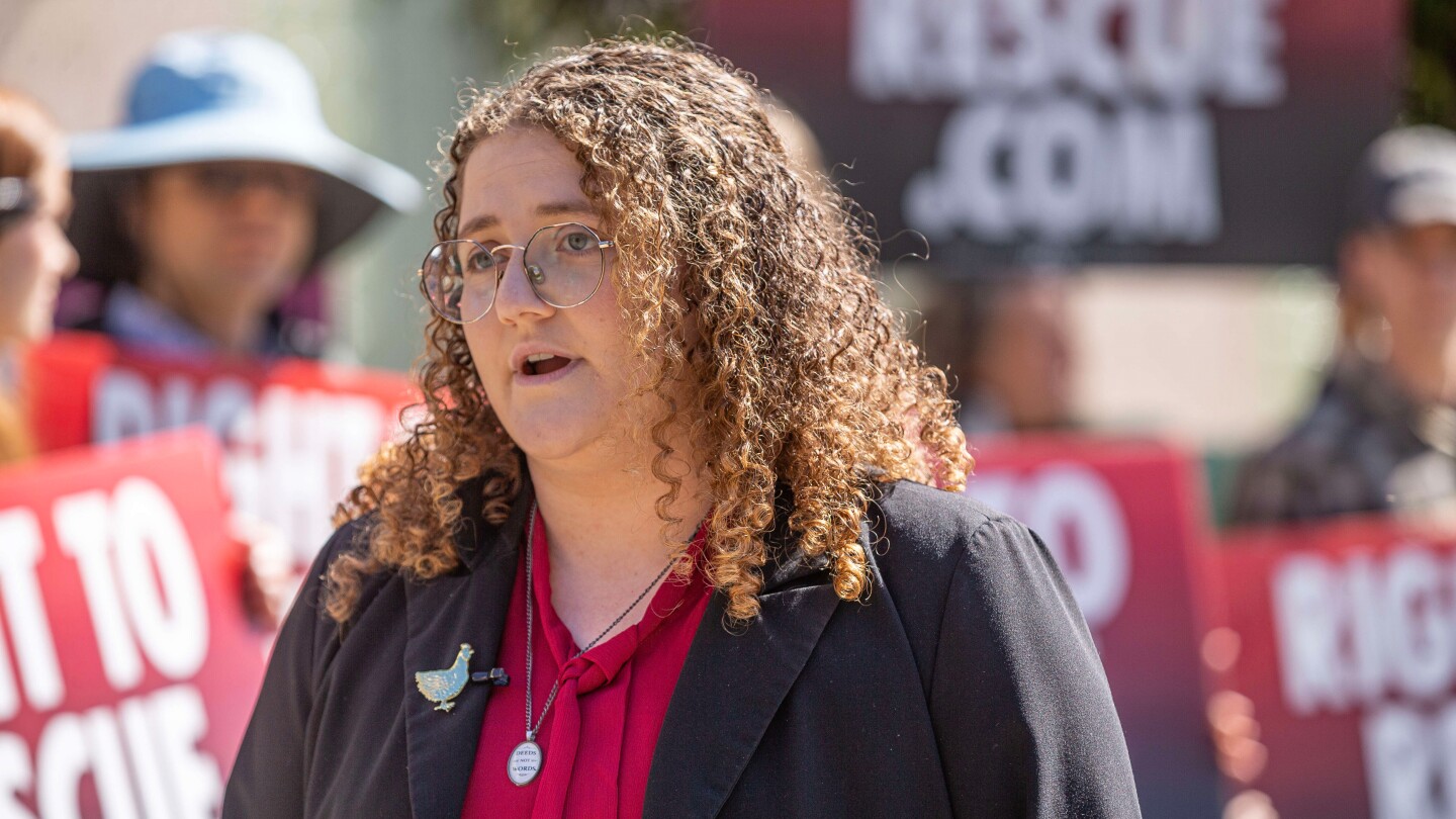 <br />
<b>Warning</b>:  Undefined variable $myimgalt in <b>/www/wwwroot/akbannernews.com/wp-content/themes/ennews001/single.php</b> on line <b>213</b><br />
