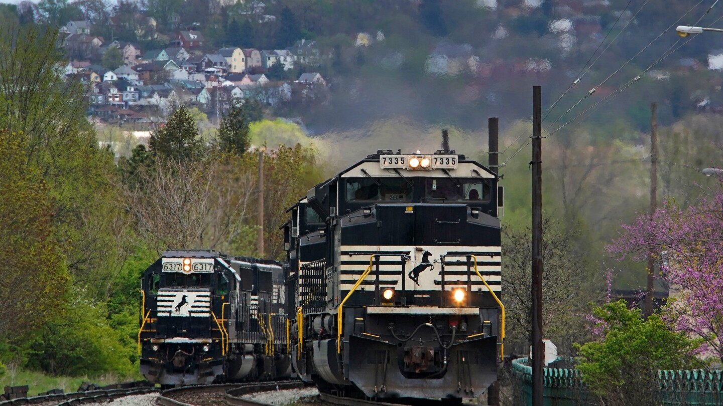 Former STB member Robert Primus challenges his firing by Trump ahead of major rail merger decision