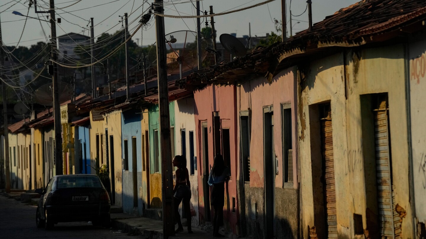Brazil’s lower house approves an increase in tax exemptions for low-income people