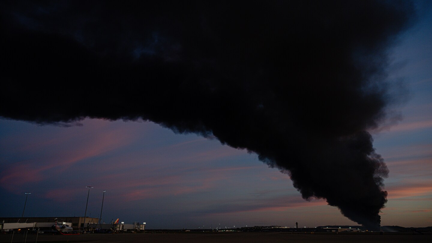 <br />
<b>Warning</b>:  Undefined variable $myimgalt in <b>/www/wwwroot/akbannernews.com/wp-content/themes/ennews001/single.php</b> on line <b>213</b><br />
