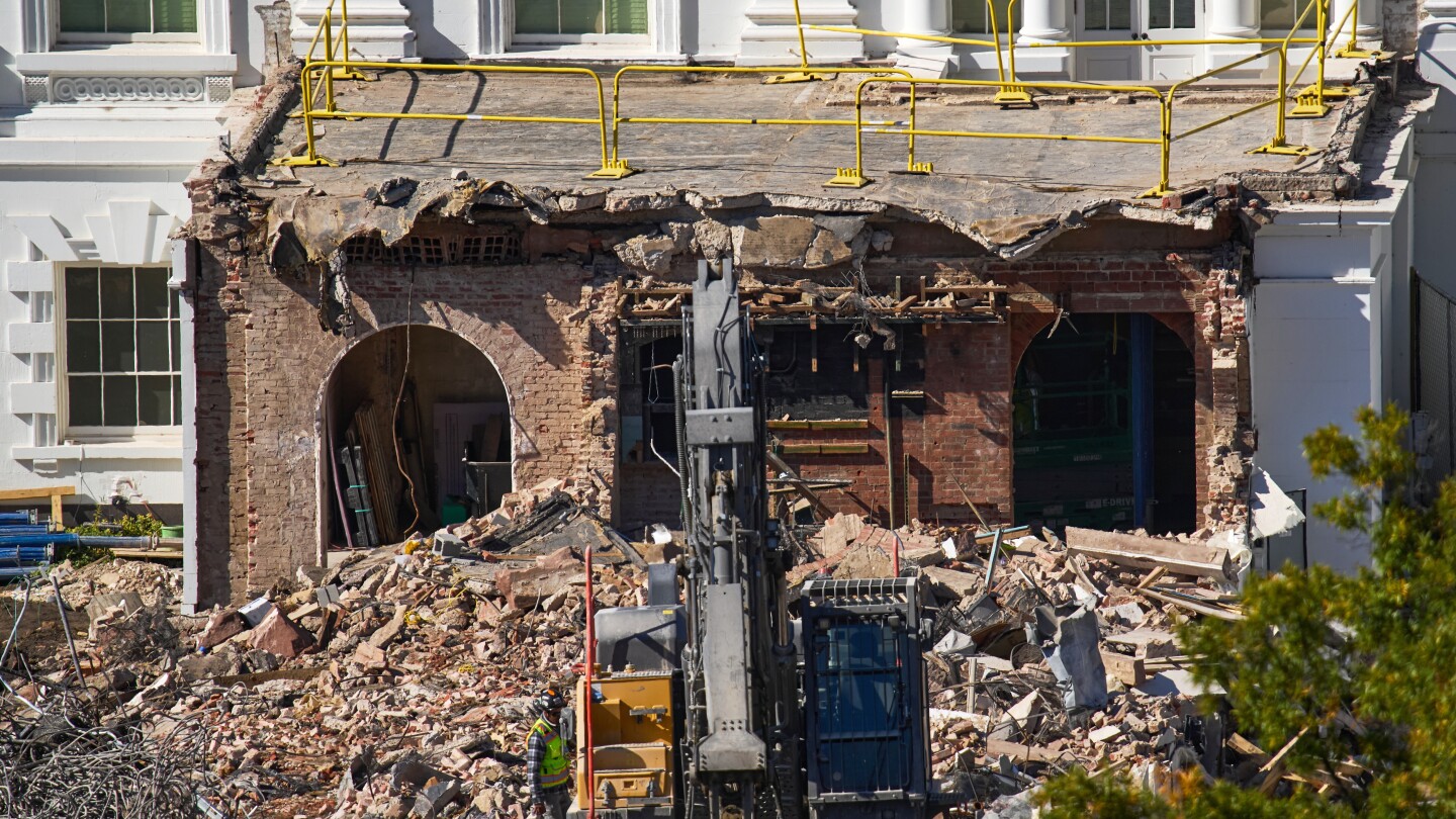 <br />
<b>Warning</b>:  Undefined variable $myimgalt in <b>/www/wwwroot/akbannernews.com/wp-content/themes/ennews001/single.php</b> on line <b>213</b><br />
