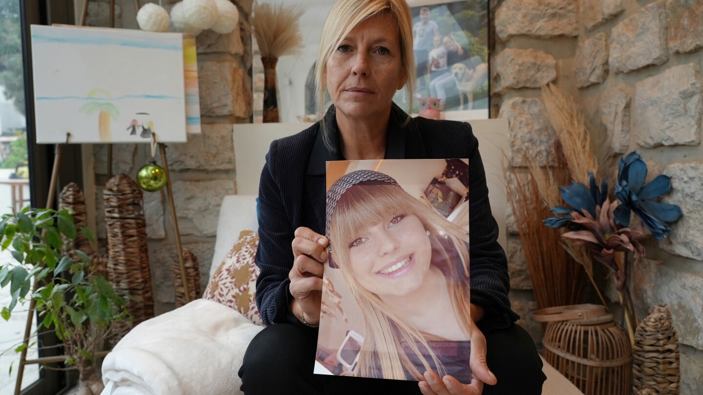 <br />
<b>Warning</b>:  Undefined variable $myimgalt in <b>/www/wwwroot/akbannernews.com/wp-content/themes/ennews001/single.php</b> on line <b>213</b><br />
