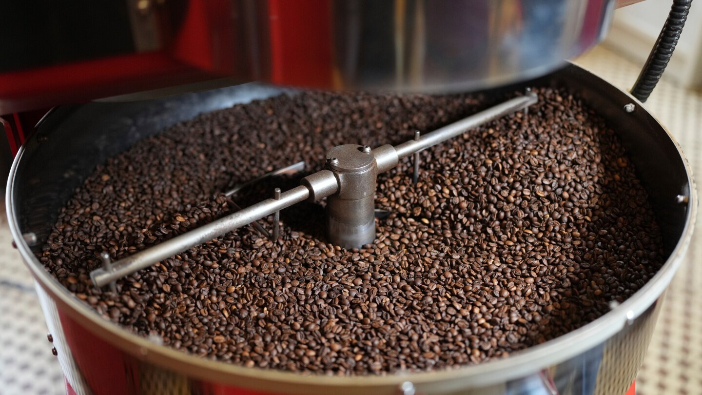 Brazil’s coffee and beef exports to US still face 40% tariffs despite Trump’s tax cuts