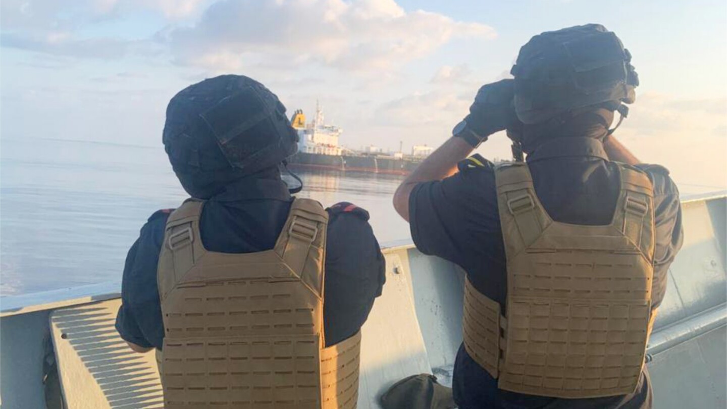 <br />
<b>Warning</b>:  Undefined variable $myimgalt in <b>/www/wwwroot/akbannernews.com/wp-content/themes/ennews001/single.php</b> on line <b>213</b><br />
