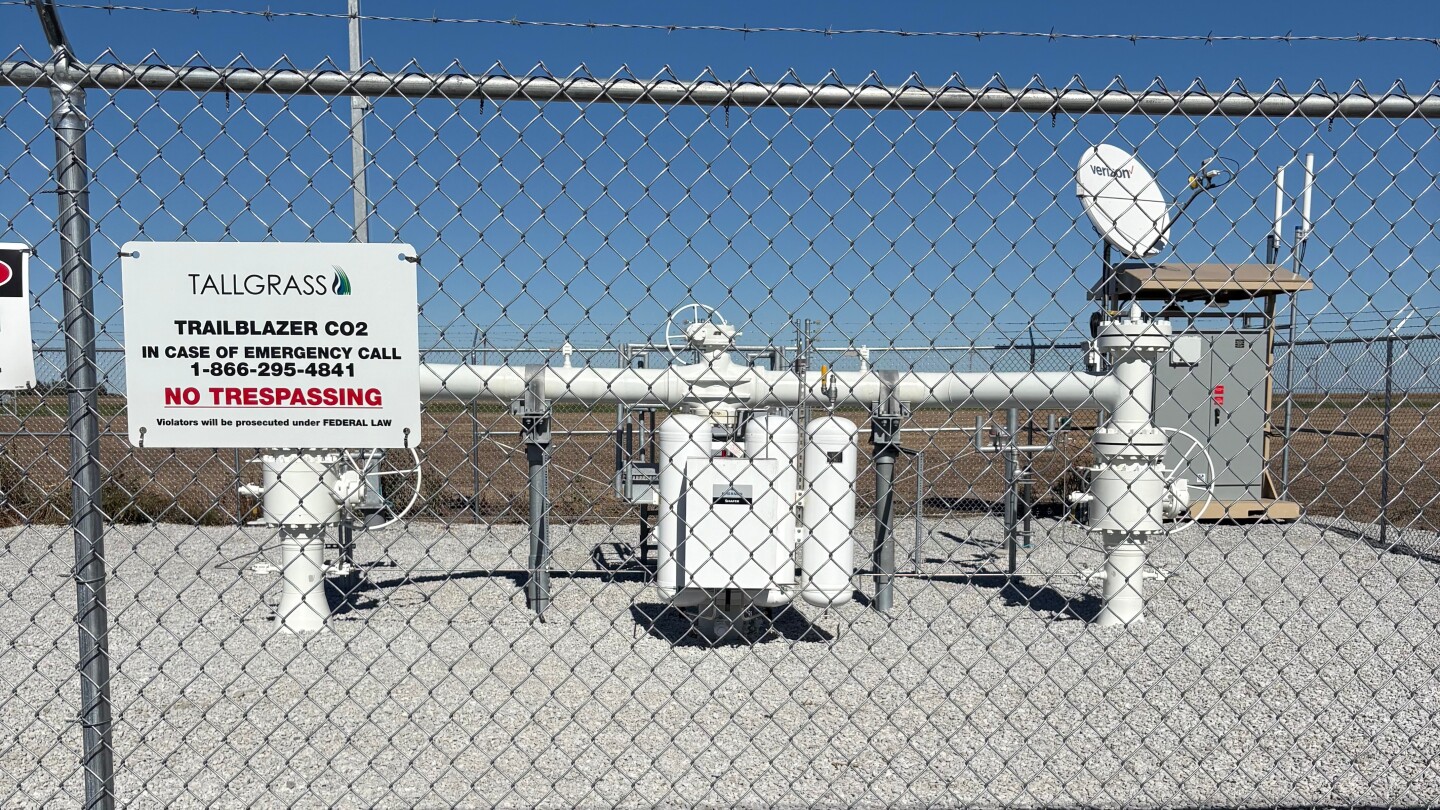 <br />
<b>Warning</b>:  Undefined variable $myimgalt in <b>/www/wwwroot/akbannernews.com/wp-content/themes/ennews001/single.php</b> on line <b>213</b><br />
